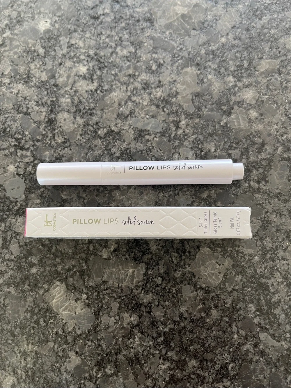 IT Cosmetics Pillow Lips Solid Serum 5 in 1 Tinted Gloss in Marvelous